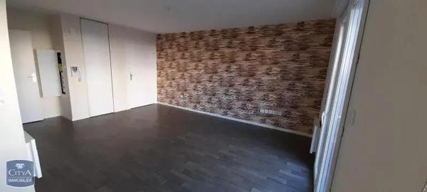 Appartement à louer 2 pièces 46.95m² Mazingarbe (62670)