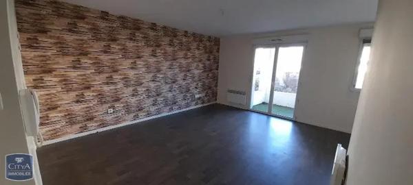 Appartement à louer 2 pièces 46.95m² Mazingarbe (62670)