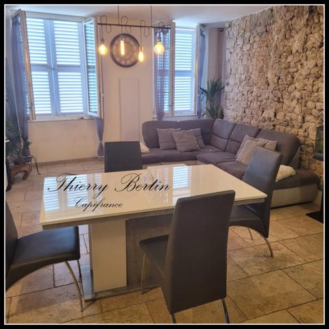 Dpt Var (83), à vendre FREJUS appartement T3 de 68,29 m²
