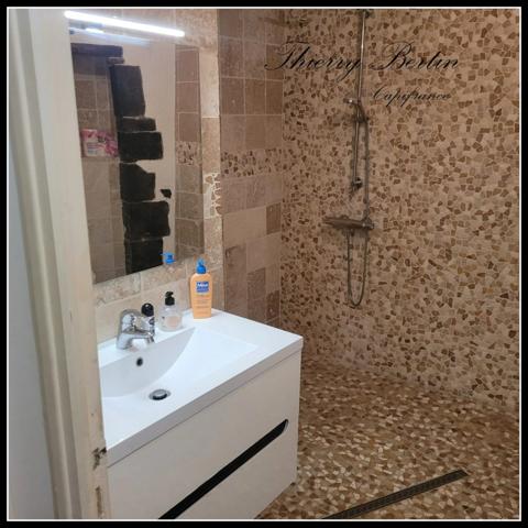 Dpt Var (83), à vendre FREJUS appartement T3 de 68,29 m²