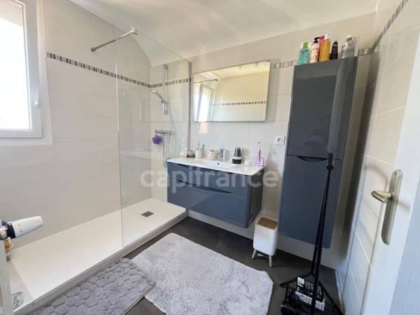 Maison 5 pièces sur sous sol avec grand garage supplémentaire à vendre SAINT BRIEUC (22)