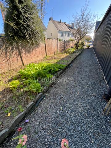 Maison 5 pièces sur sous sol avec grand garage supplémentaire à vendre SAINT BRIEUC (22)