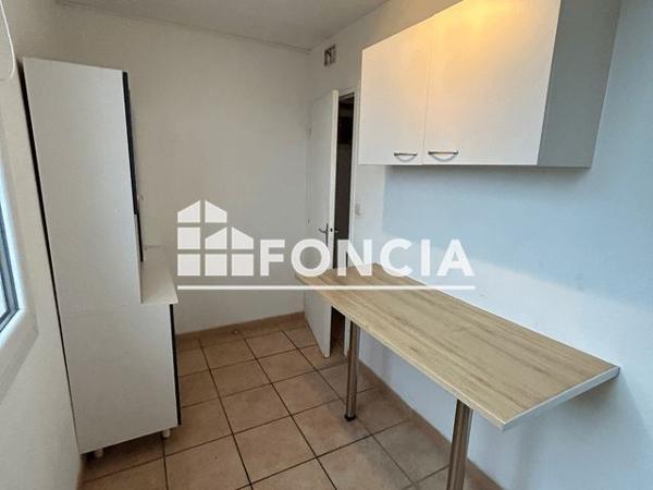 Location Studio 27.5 m² - 257 AVENUE OLIVIER HEUZE Le Mans 72000