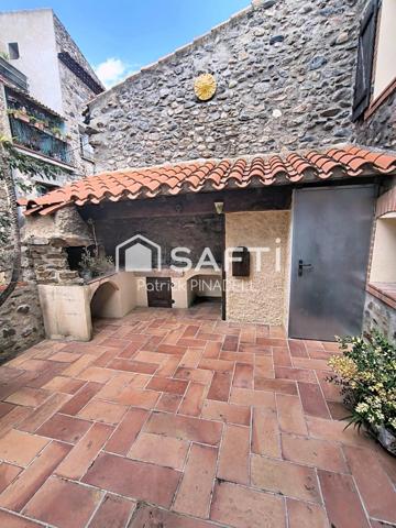 Maison d'habitation 3 faces, 4 chambres, garage, atelier, terrasses, magnifique vue