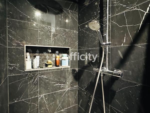 Local Commercial - 167 m²