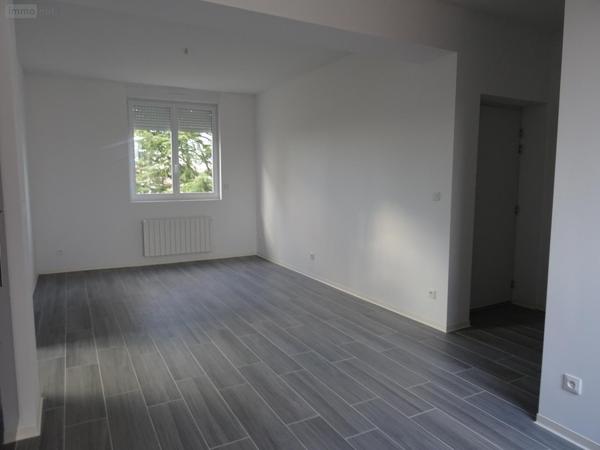 Appartement à louer à Bourg-en-Bresse dans l'Ain (01000), ref : T2 45 av MACON
