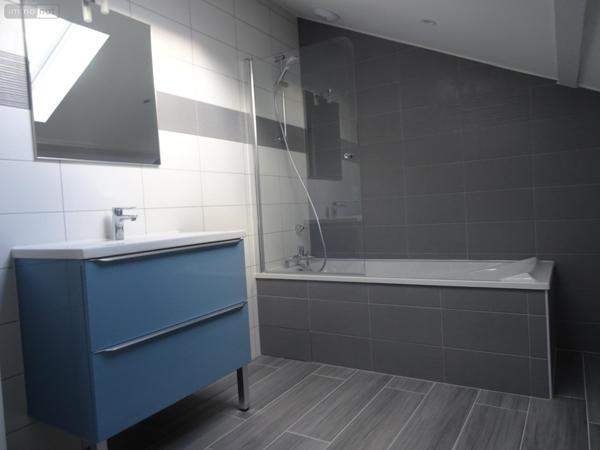 Appartement à louer à Bourg-en-Bresse dans l'Ain (01000), ref : T2 45 av MACON