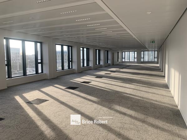 Bureaux à louer Lyon bureaux neufs avec rooftop privatif et services