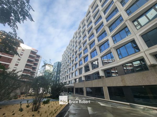 Bureaux à louer Lyon bureaux neufs avec rooftop privatif et services