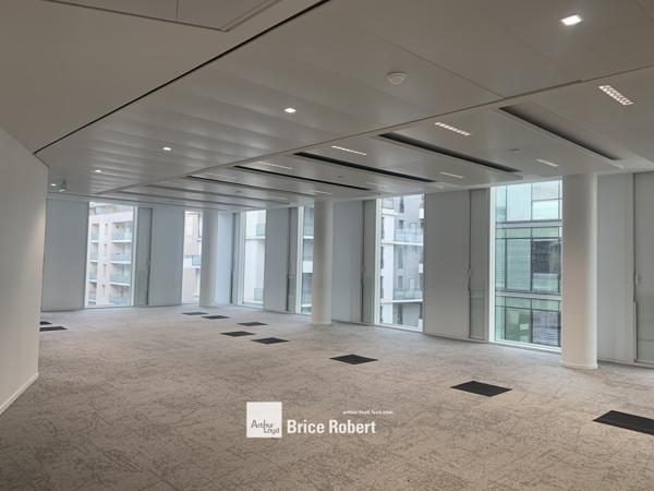Bureaux à louer Lyon bureaux neufs avec rooftop privatif et services