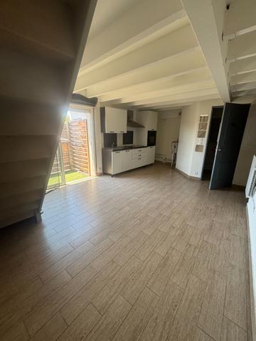 Spacieux T2 bis avec mezzanine et balcon Dernier étage
