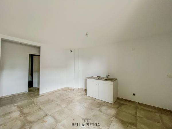 Marseillan (34340) Appartement 4 pièces de 94m² avec jardin et garage