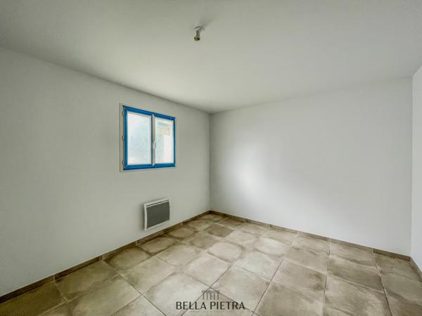 Marseillan (34340) Appartement 4 pièces de 94m² avec jardin et garage