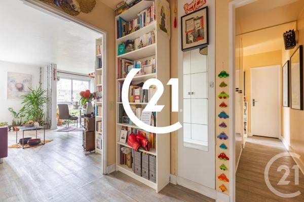 Appartement F2 à vendre  2 pièces - 54,51 m2 PARIS - 75018