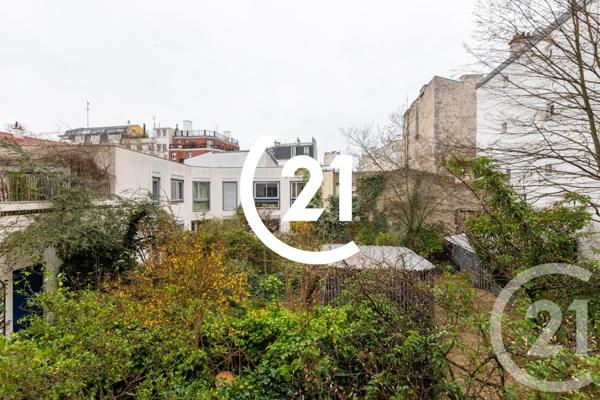Appartement F2 à vendre  2 pièces - 54,51 m2 PARIS - 75018