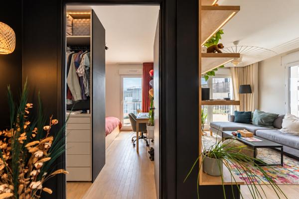 Appartement d’architecte avec balcon vue Seine au dernier étage