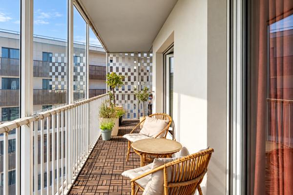 Appartement d’architecte avec balcon vue Seine au dernier étage