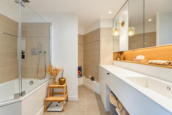 Appartement d’architecte avec balcon vue Seine au dernier étage