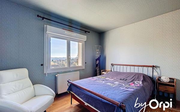 Maison à vendre    5 pièces • 122 m2 Saint-Éloy-les-Mines