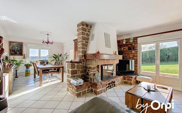Maison à vendre    5 pièces • 122 m2 Saint-Éloy-les-Mines