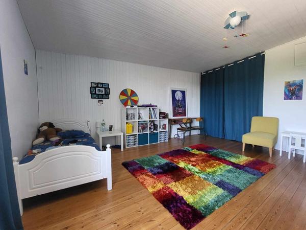 Maison Surgeres 6 pièce(s) 160 m2