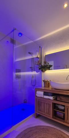 MAGNIFIQUE APPARTEMENT - DERNIER ETAGE - AVEC TERRASSE