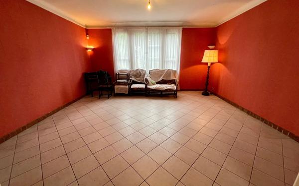 Appartement à vendre    4 pièces • 96 m2 Le Bourget