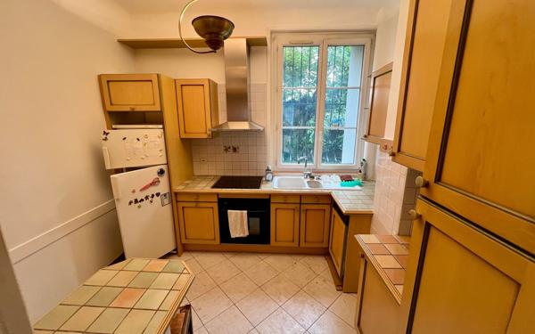 Appartement à vendre    4 pièces • 96 m2 Le Bourget