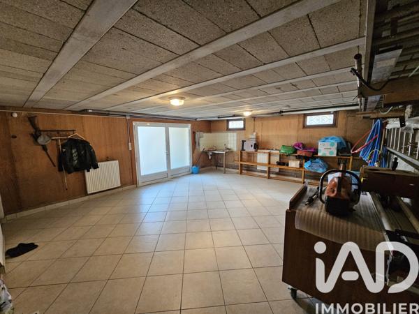 Maison à vendre 7 pièces 178 m² Saint-Fargeau-Ponthierry