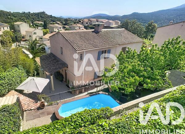 Maison à vendre 5 pièces 100 m² Fréjus