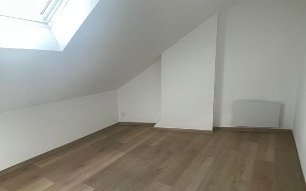 Appartement à louer    2 pièces • 29 m2 Saint-Amand-les-Eaux