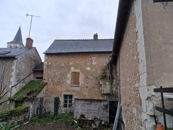 MAISON T3 + MAISON T2 à rénover et GRANGE