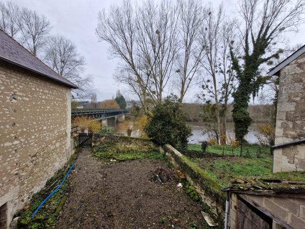 MAISON T3 + MAISON T2 à rénover et GRANGE