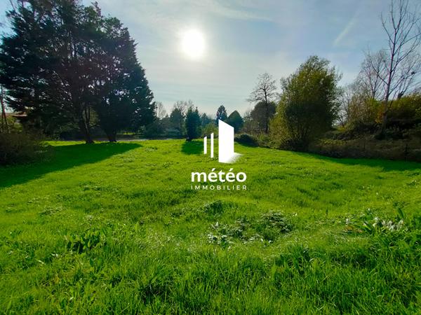 Terrain viabilisé de 1789 m2 – Mareuil Sur Lay