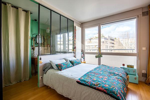 2 pièces cocooning avec balcon ? Dernier étage, Paris 12