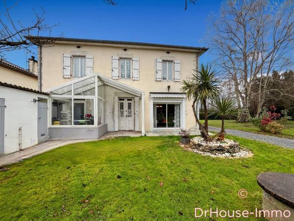 Maison à vendre 5 pièces de 165 m²