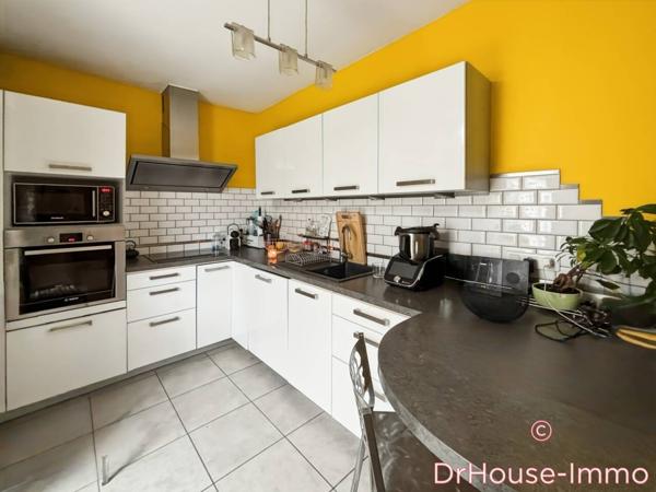 Maison à vendre 5 pièces de 165 m²
