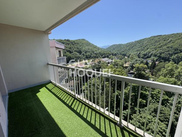 Appartement 5 pièces – 99,70 m² – Dernier étage avec vue imprenable – Échirolles Village