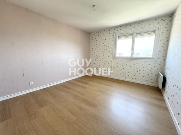 Appartement 5 pièces – 99,70 m² – Dernier étage avec vue imprenable – Échirolles Village