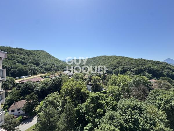 Appartement 5 pièces – 99,70 m² – Dernier étage avec vue imprenable – Échirolles Village