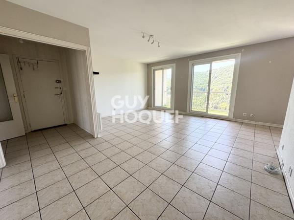 Appartement 5 pièces – 99,70 m² – Dernier étage avec vue imprenable – Échirolles Village