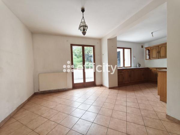 Maison
         10 pièces
        - 189 m² Exclusivité