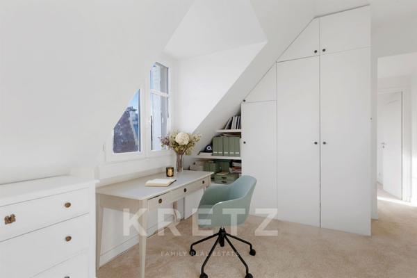 Paris XVI - La Muette - Duplex familial - Dernier étage - Vue dégagée & Tour Eiffel