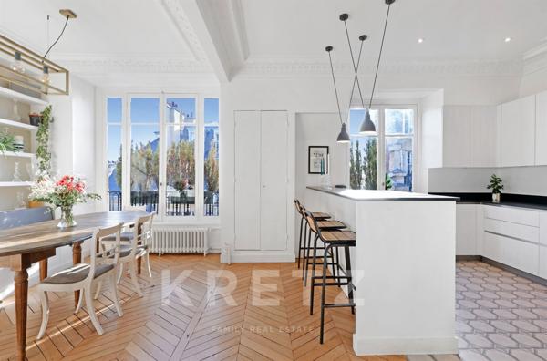 Paris XVI - La Muette - Duplex familial - Dernier étage - Vue dégagée & Tour Eiffel