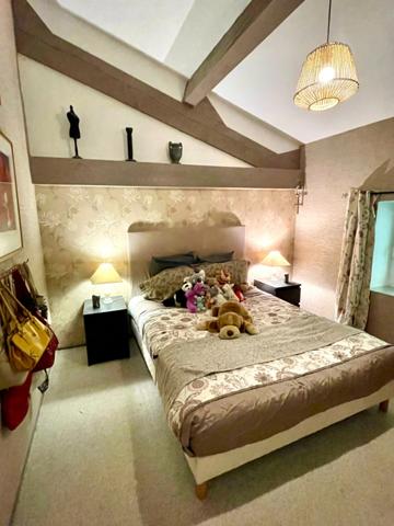 Puy de Dôme (63) -Maison d’Hôtes de Charme & Spa – Opportunité Rare en Auvergne