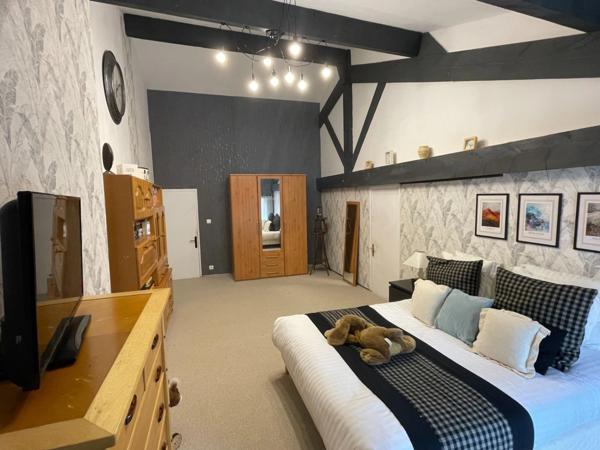 Puy de Dôme (63) -Maison d’Hôtes de Charme & Spa – Opportunité Rare en Auvergne