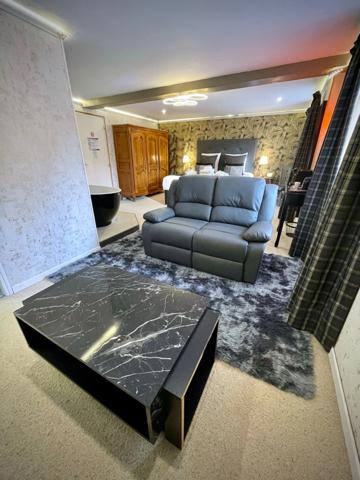 Puy de Dôme (63) -Maison d’Hôtes de Charme & Spa – Opportunité Rare en Auvergne