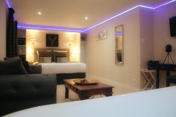 Puy de Dôme (63) -Maison d’Hôtes de Charme & Spa – Opportunité Rare en Auvergne