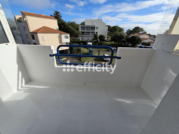 Appartement
         2 pièces
        - 22 m² 147 900 € *