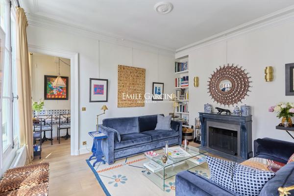 A vendre - appartement avec balcon  - 50 m² - Paris - 75006 - Saint-Germain-des-Prés